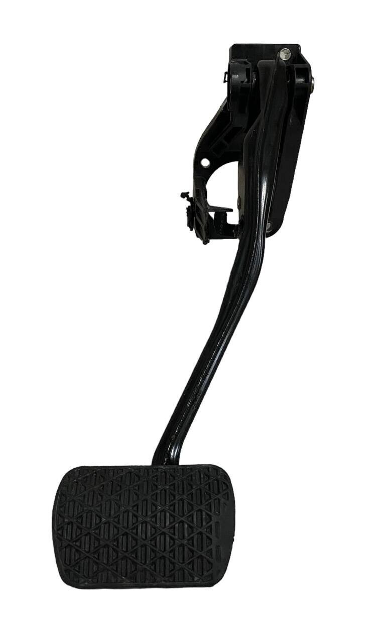 PEDALIERA / PEDALE FRENO (CAMBIO AUTOMATICO) MERCEDES CLASSE A W176 1.5 D 2016