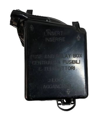 COPERCHIO / COPRISCATOLA FUSIBILI FIAT PANDA 169 (II SERIE) 2005 - 51781518