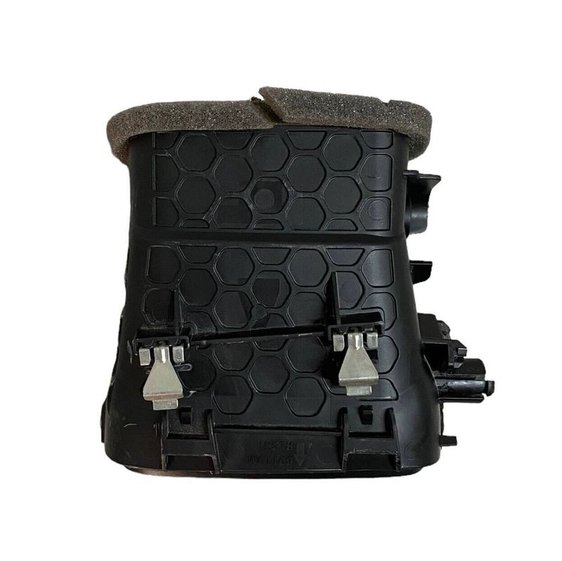 BOCCHETTA / DIFFUSORE PRESA ARIA LATO DESTRO CITROEN C3 (III) 2020 - 98162210ZD