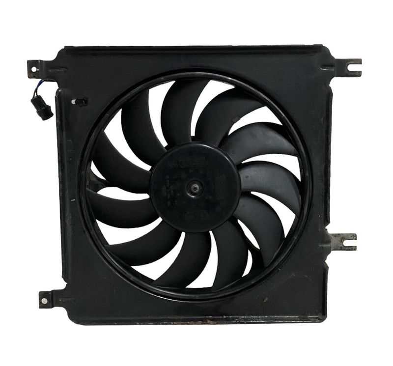 VENTOLA DI RAFFREDDAMENTO MOTORE OPEL AGILA A 2002 - 9204660 - 9204658
