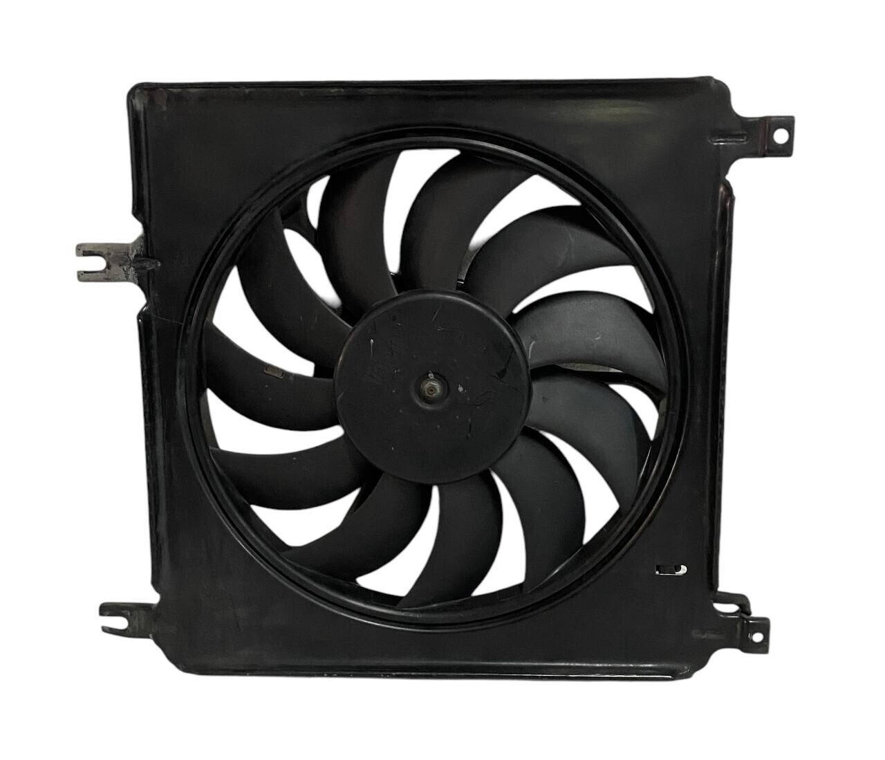 VENTOLA DI RAFFREDDAMENTO MOTORE OPEL AGILA A 2004 - 9204660 - 9204658