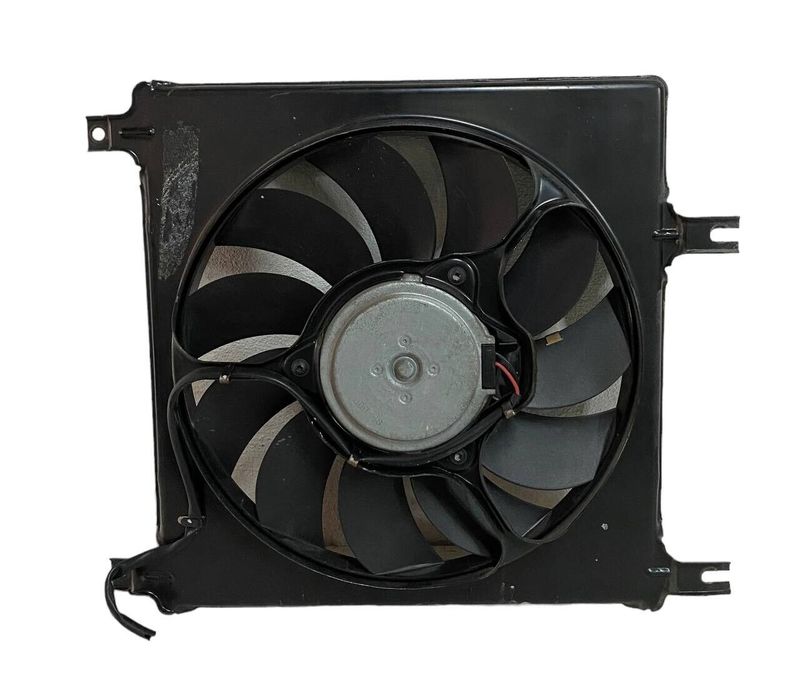 VENTOLA DI RAFFREDDAMENTO MOTORE OPEL AGILA A 2004 - 9204660 - 9204658