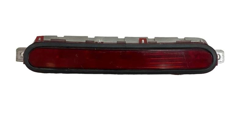 FANALE / FANALINO TERZO STOP TOYOTA COROLLA VERSO (II) 2005 - 815700F011