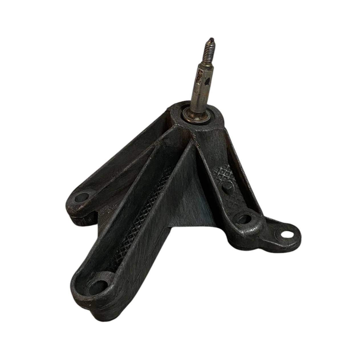 SUPPORTO / STAFFA MOTORE LATO CAMBIO RENAULT CLIO (III) 1.5 D. 2009 - 8200043084