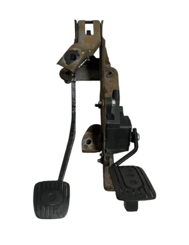 PEDALIERA / PEDALE FRENO + ACCELERATORE NISSAN MICRA K12 1.5 D DCI - 18002AX700