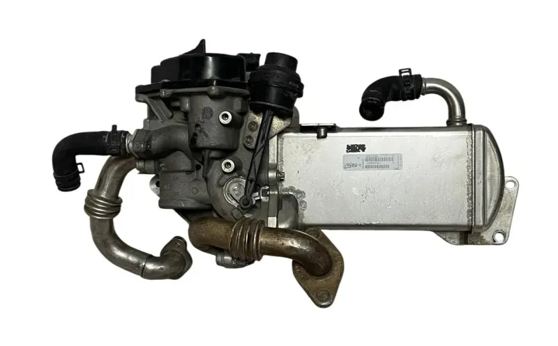 VALVOLA EGR (RICIRCOLO GAS DI SCARICO) AUDI A4 8K / B8 2.0 D 2010 - V29009967