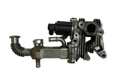 VALVOLA EGR (RICIRCOLO GAS DI SCARICO) RENAUL SCENIC II 1.9 D 2005 - 8200360566A