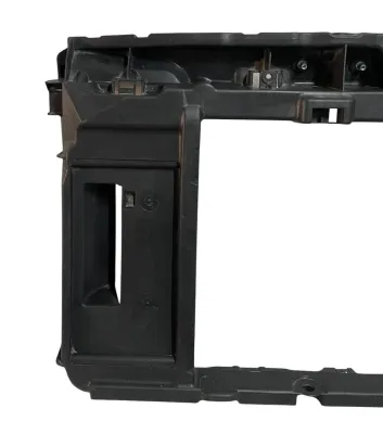 OSSATURA / CALANDRA (RIVESTIMENTO ANT) PEUGEOT 208 1.2 BENZINA 2015 - 9677952180