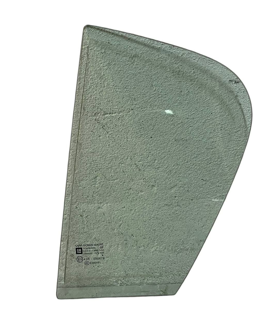 VETRO CRISTALLO FISSO TRIANGOLARE / DEFLETTORE POST. SX OPEL CORSA D 2008 - 1622330