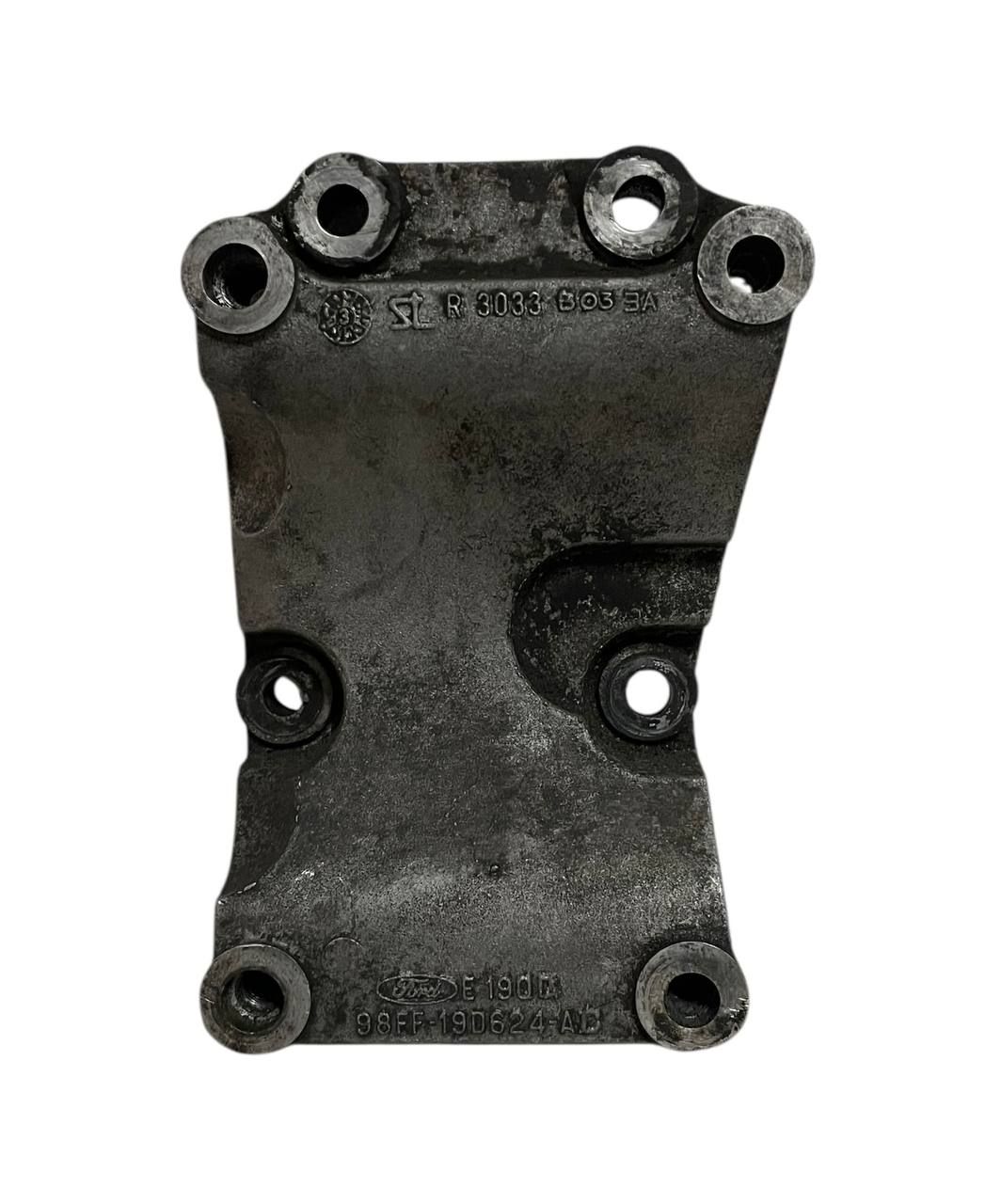 SUPPORTO / STAFFA COMPRESSORE A/C FORD FOCUS (I) 1.8 D. TDCI 2002 - 98FF19D624AD