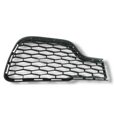 GRIGLIA RADIATORE INFERIORE LATO DX PARAURTI ANT. MASERATI GHIBLI - 670010765