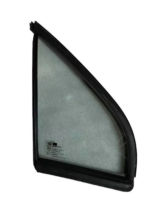 VETRO CRISTALLO FISSO TRIANGOLARE / DEFLETTORE ANT. DX DAEWOO MATIZ 2001