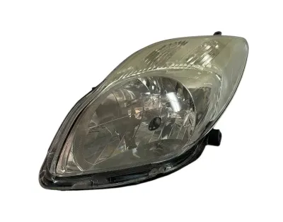 FARO / PROIETTORE / FANALE ANT. SINISTRO TOYOTA YARIS II REST. 2009 - 811500D330