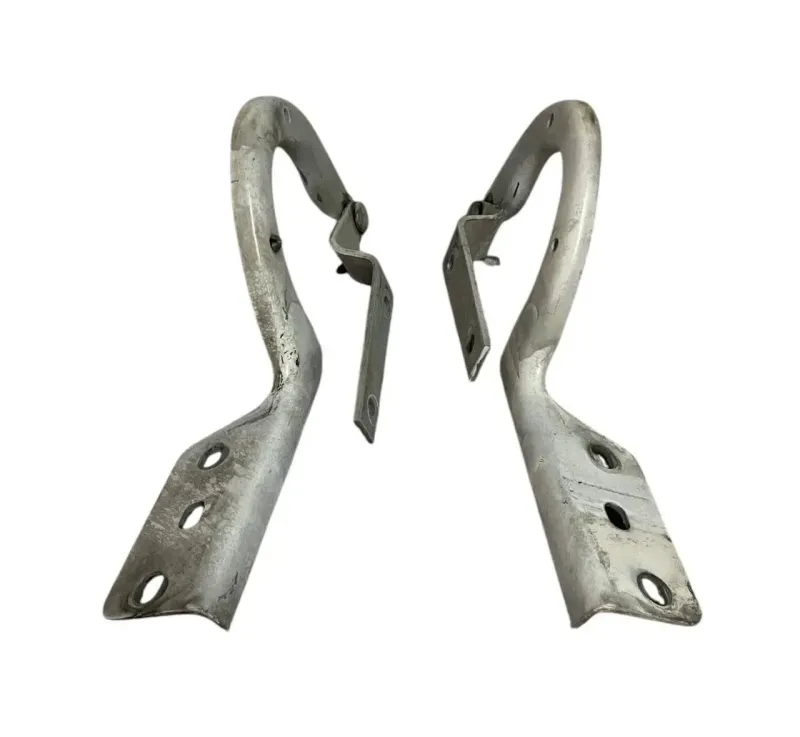 COPPIA CERNIERE LATO SX + DX COFANO ANTERIORE FORD PUMA (I) 2001 - 1130329 - 1118402