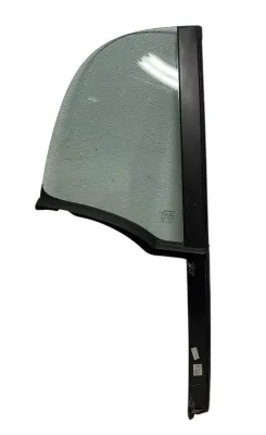 VETRO CRISTALLO FISSO TRIANGOLARE / DEFLETTORE ANT. DX SMART FORTWO 451 2008 - A4517200257