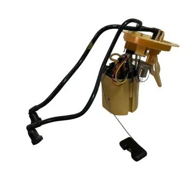 GALLEGGIANTE / POMPA CARBURANTE SERBATOIO AUDI A4 B8 2.0 D. 2010 - 8K0919050P