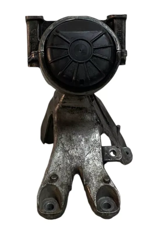 SUPPORTO / STAFFA MOTORE LATO DESTRO AUDI A4 8K / B8 2.0 2011 - 8K0199308BE