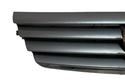GRIGLIA RADIATORE CENTRALE SUPERIORE PARAURTI ANT. MERCEDES CLASSE C W203 2005