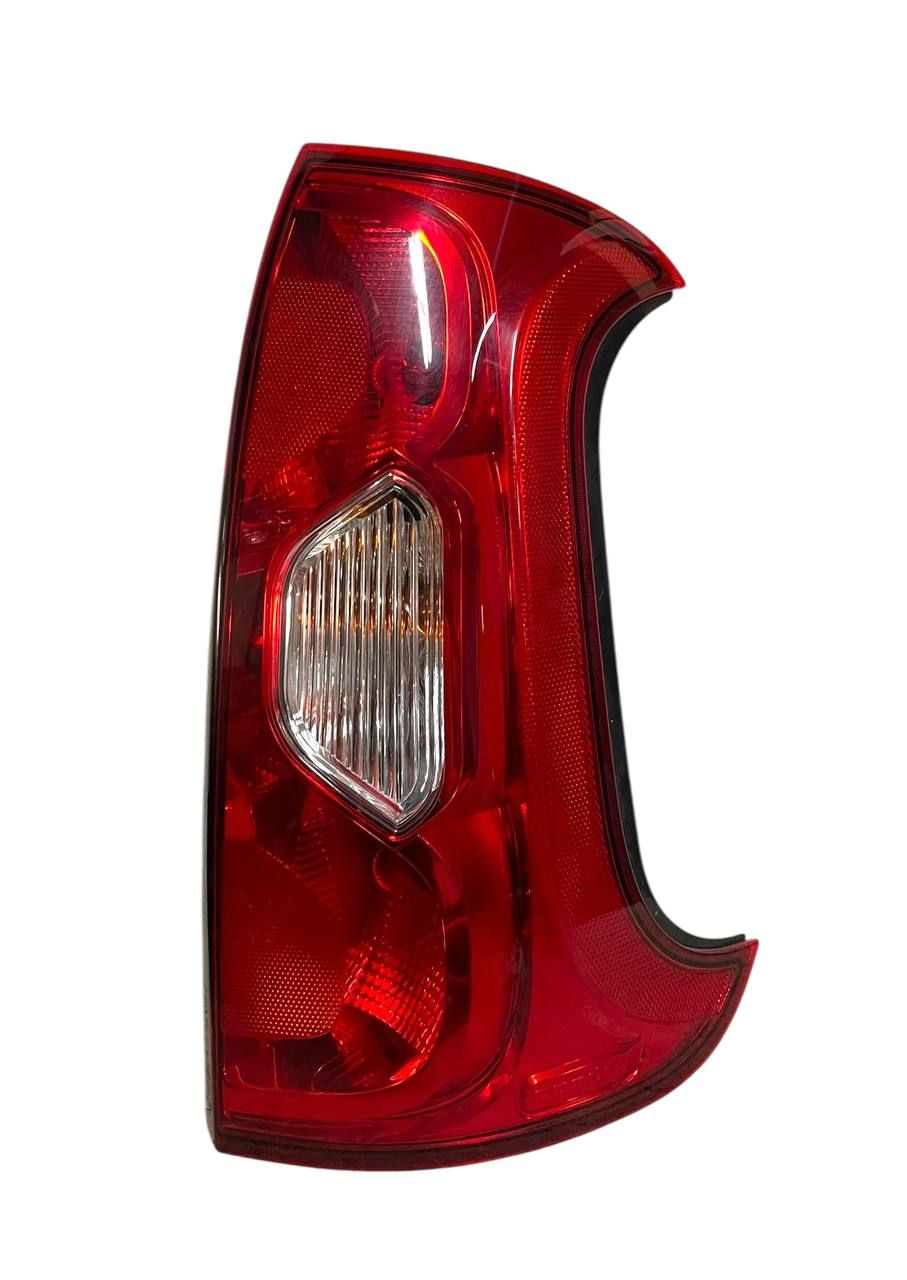 FANALE / STOP PROIETTORE POST DX FIAT PANDA 312 / 319 2015 - 52102350