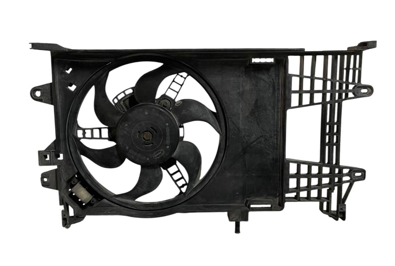 VENTOLA DI RAFFREDDAMENTO MOTORE FIAT PUNTO 188 1.2 BENZINA 2003 - 820400600