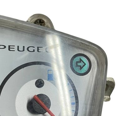 VEGLIA / QUADRO STRUMENTI / CONTACHILOMETRI PEUGEOT KISBEE 50 2012