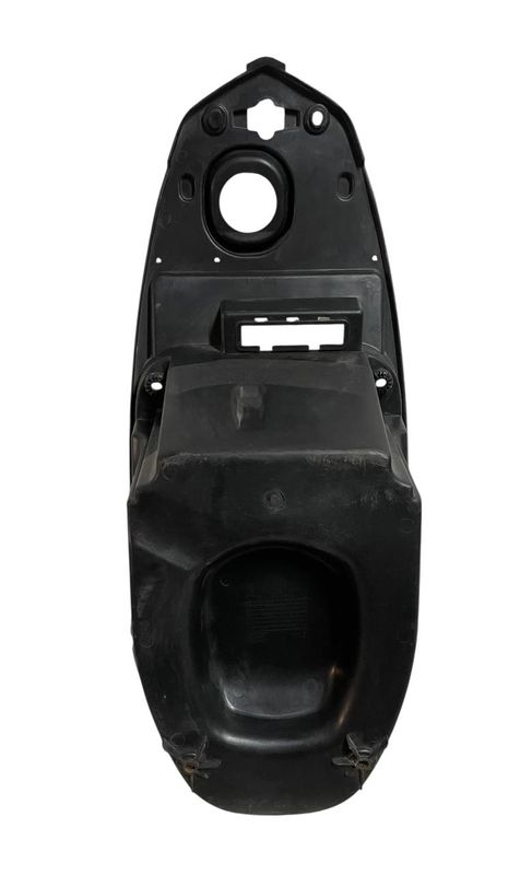 CARENA SOTTOSELLA / VANO BAULE / PORTACASCO PEUGEOT KISBEE 50 2012 - 2000626700