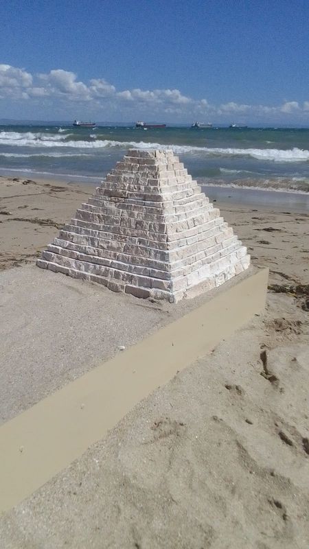 model of the pyramid of Khanfre built using techniques inspired by the ancient Egyptians.