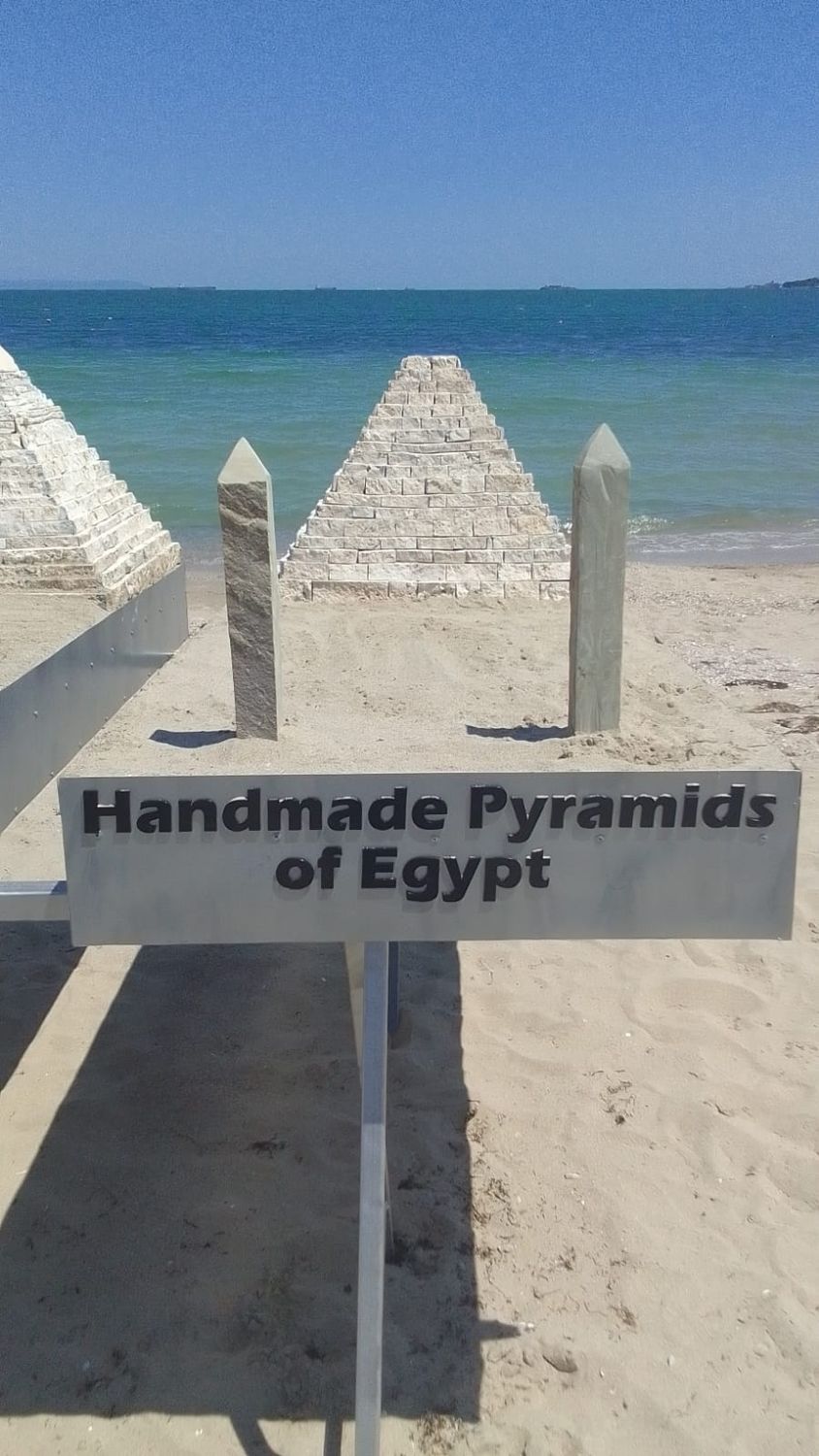 model of the pyramid of Khanfre built using techniques inspired by the ancient Egyptians.