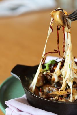 Queso Mushrooms / Queso Champiñones