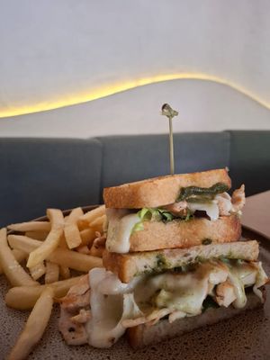 Chicken Pesto Sandwich