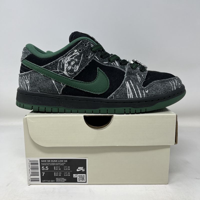 Nike SB Dunk Low There Skateboards Used