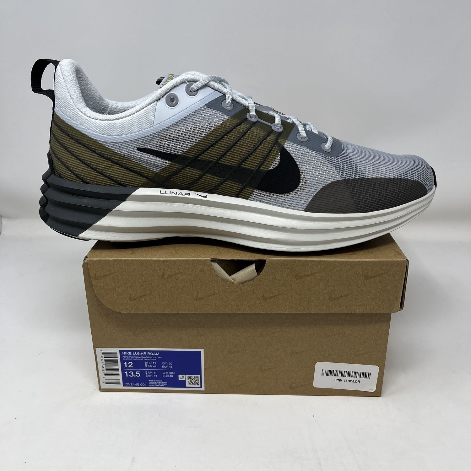 Nike Lunar Roam Platinum Tint Desert Moss
