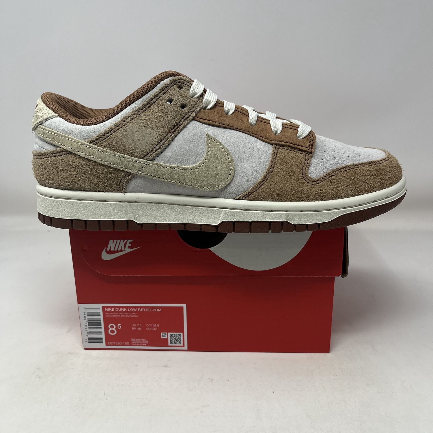 Nike Dunk Low Medium Curry