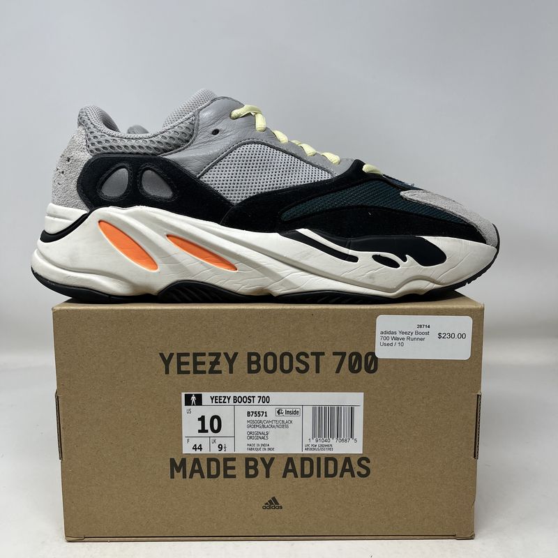 adidas Yeezy Boost 700 Wave Runner Used