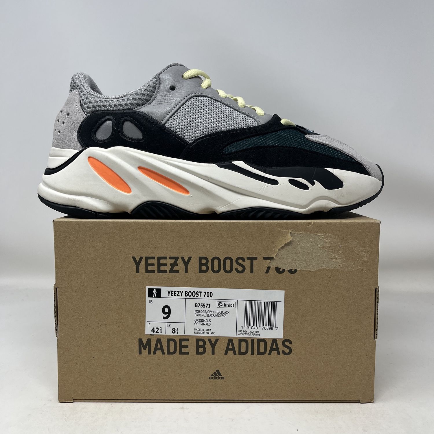 adidas Yeezy Boost 700 Wave Runner (Used)