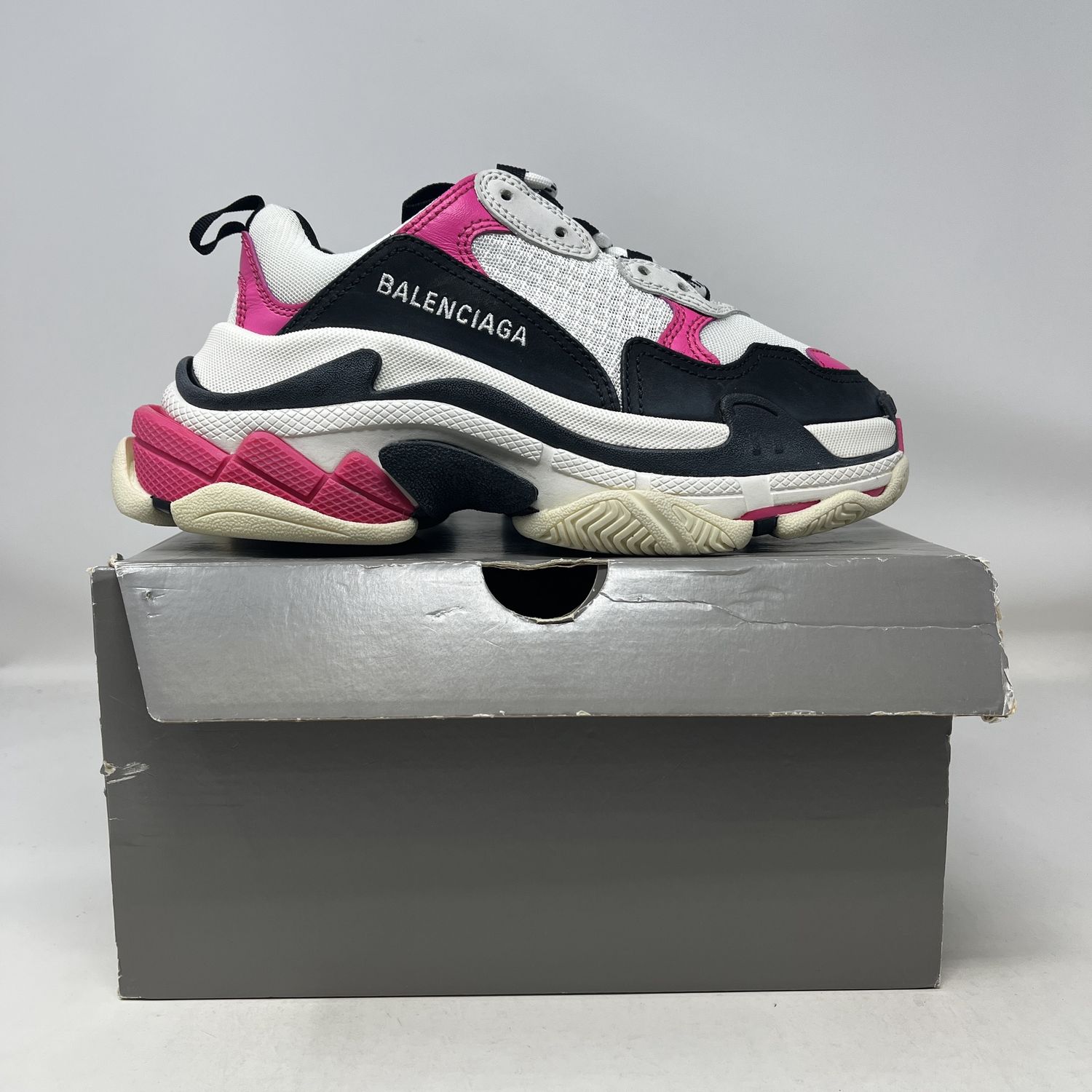 Balenciaga Triple S Neon Pink 2019 (Women&#39;s)