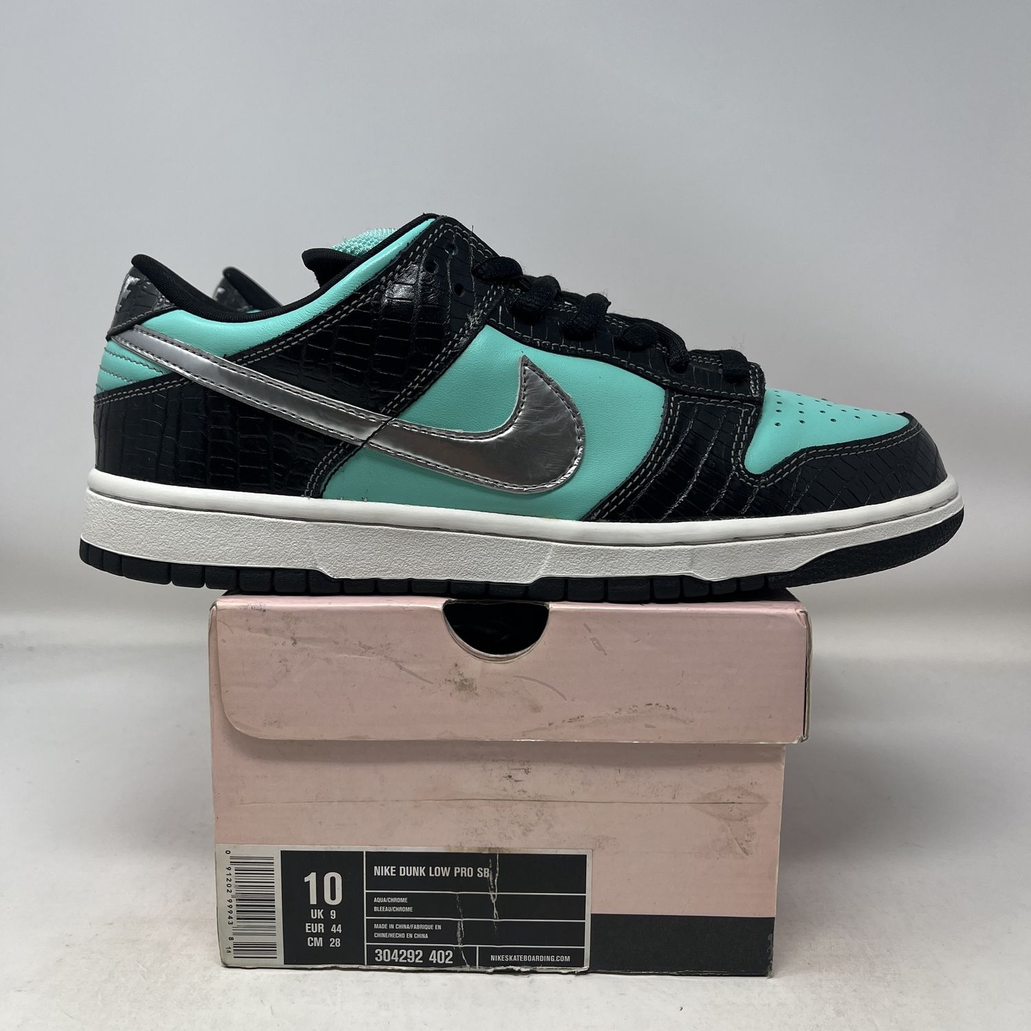 Nike SB Dunk Low Diamond Supply Co. Used