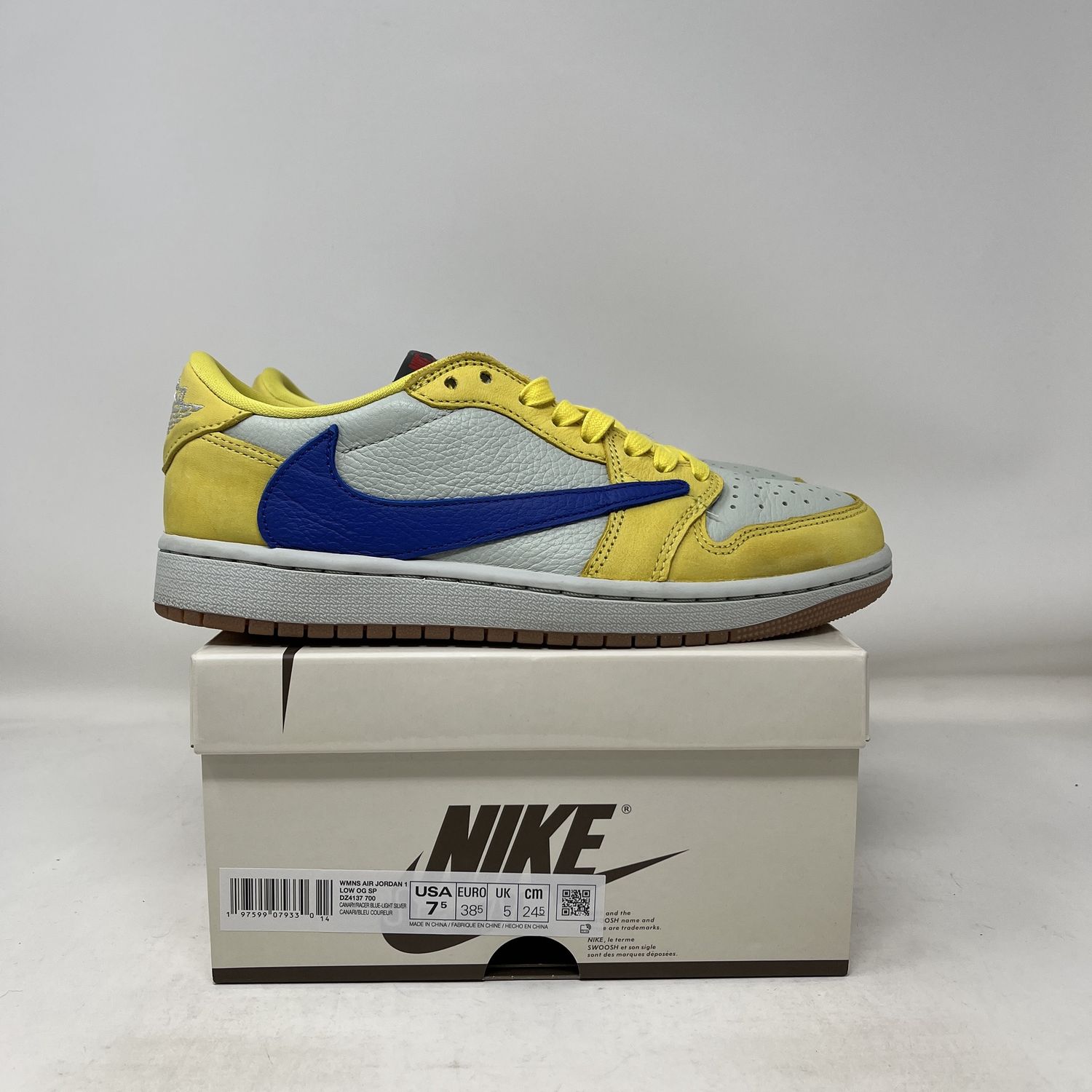 Jordan 1 Retro Low OG SP Travis Scott Canary (Women&#39;s) Used
