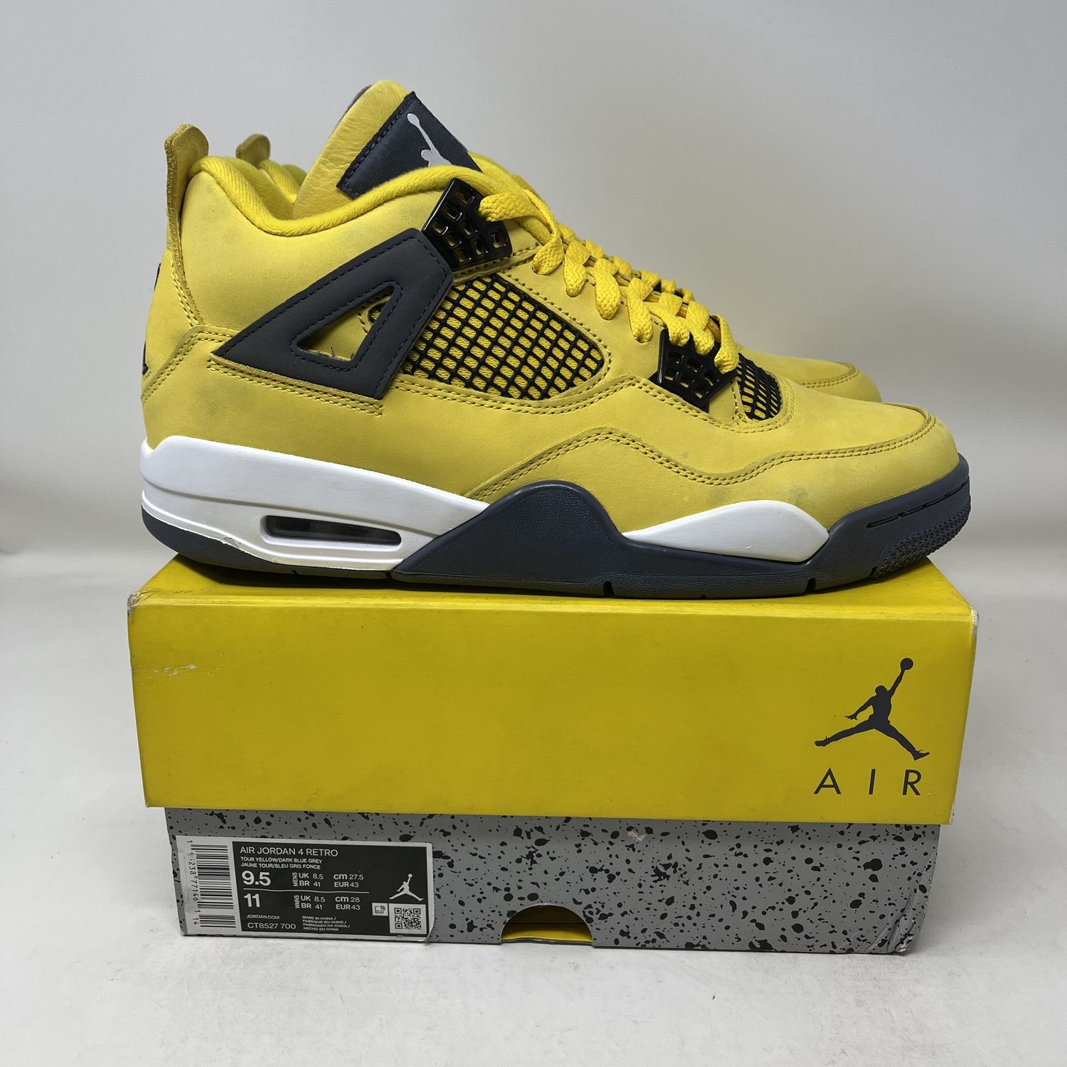 Jordan 4 Retro Lightning (2021) Used