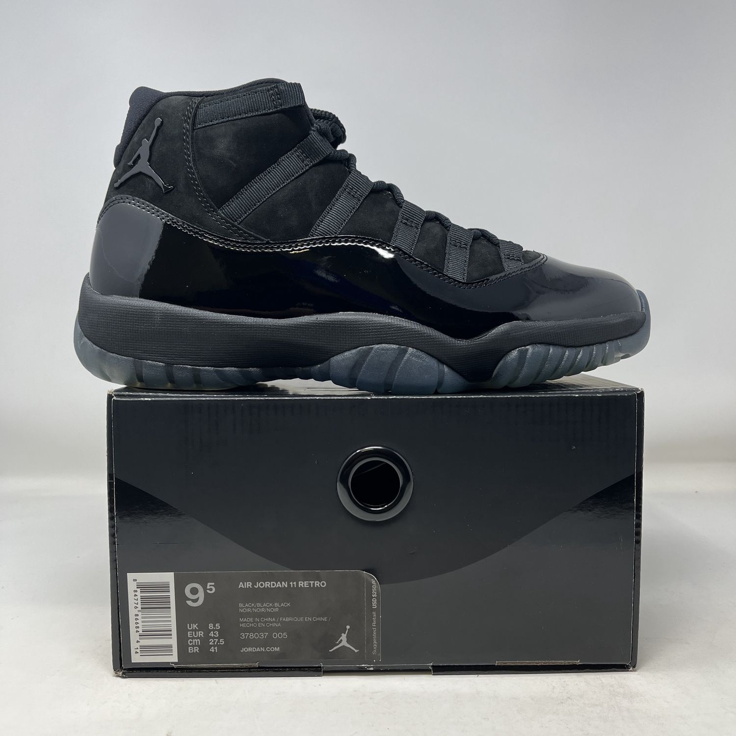 Jordan 11 Retro Cap and Gown
