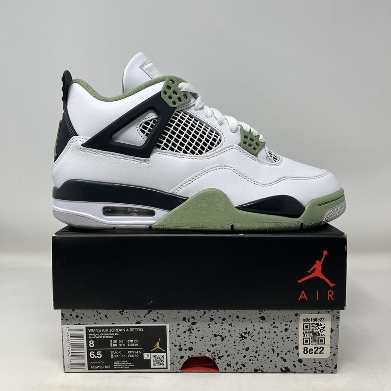 Jordan 4 Retro Seafoam (Women&#39;s)