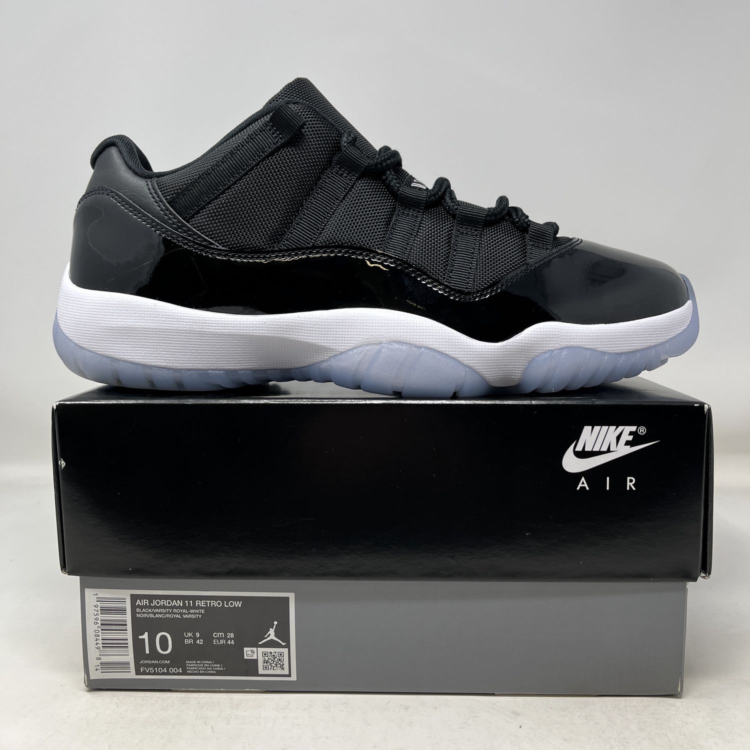 Jordan 11 Retro Low Space Jam Used