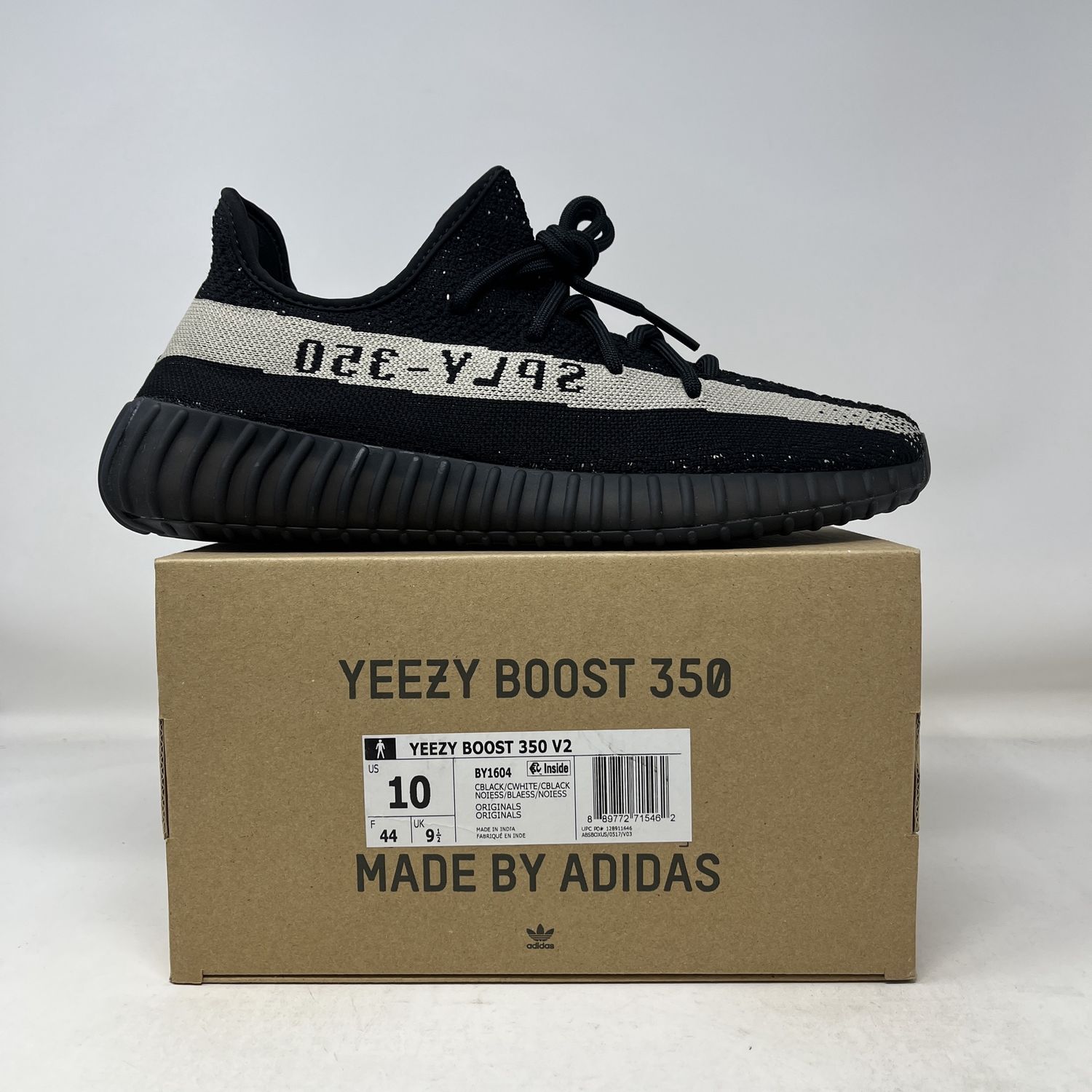 adidas Yeezy Boost 350 V2 Core Black White