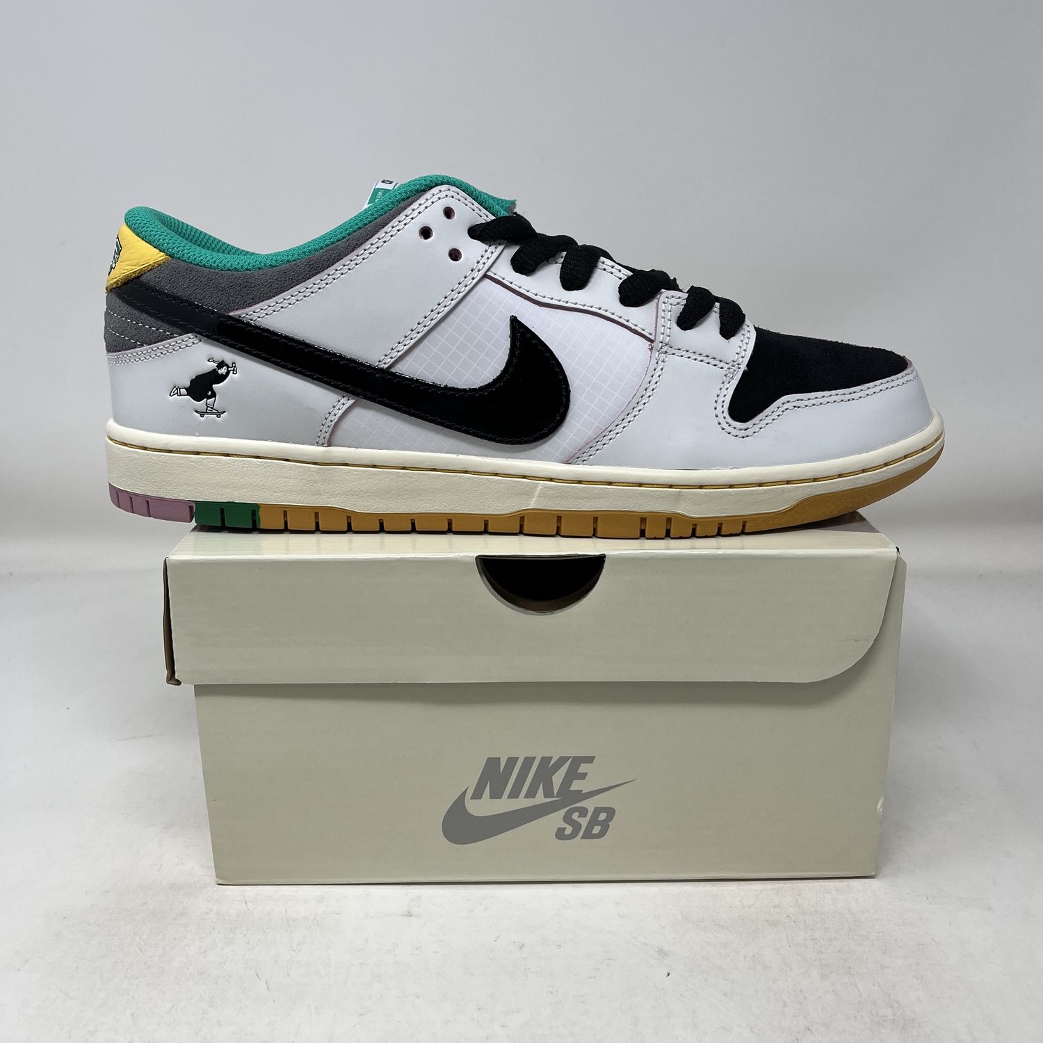 Nike SB Dunk Low CSEF