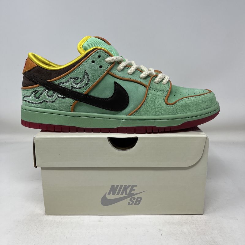Nike SB Dunk Low Rodeo Tourmaline
