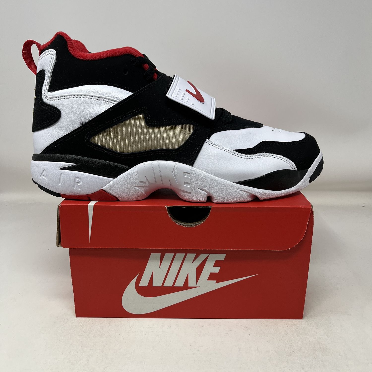 Nike Air Diamond Turf 49ers (2025)