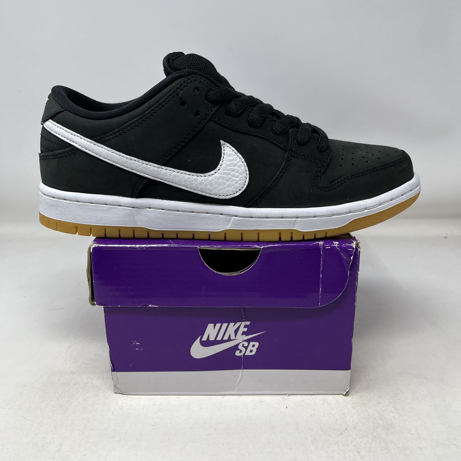 Nike SB Dunk Low Pro Black Gum