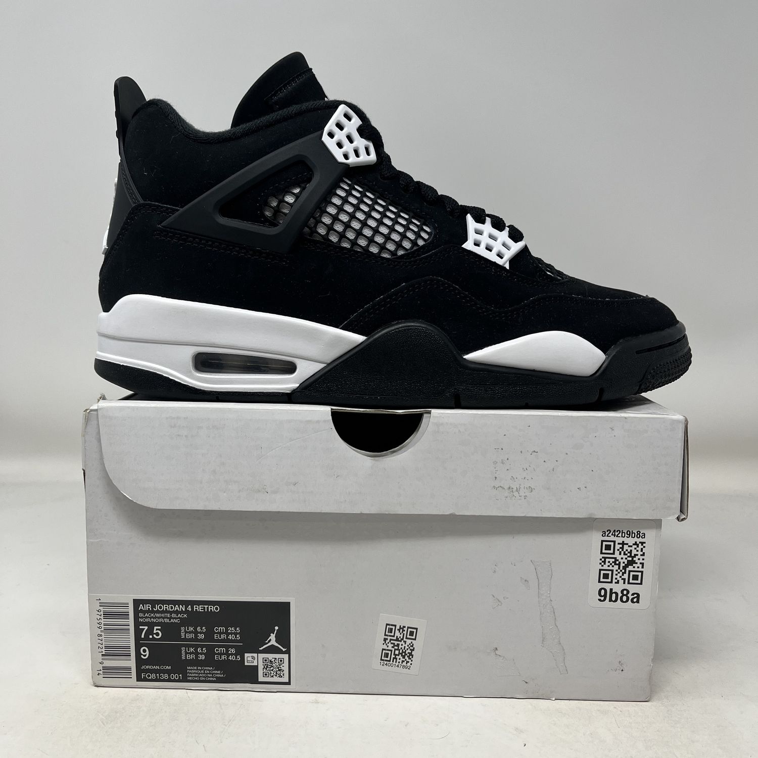 Jordan 4 Retro White Thunder Used