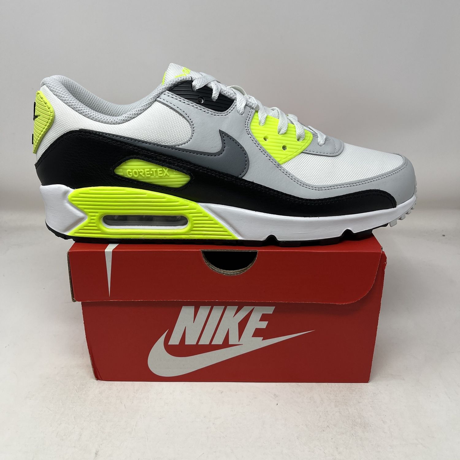 Nike Air Max 90 Gore-Tex Summit White Volt Black Cool Grey