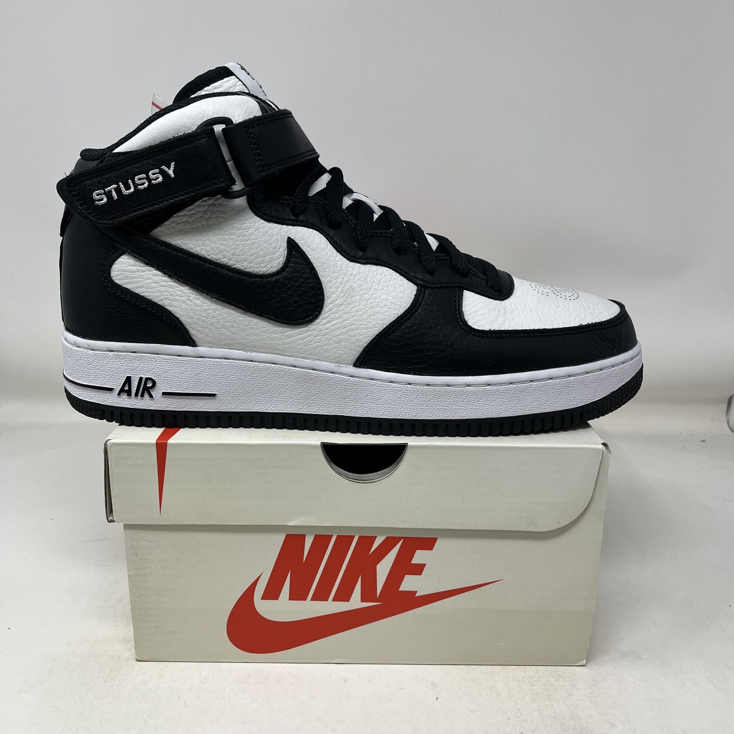 Nike Air Force 1 Mid Stussy Light Bone Black